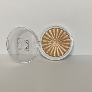 Ofra Rodeo Drive Highlighter
